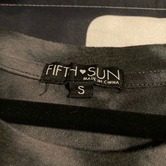 Graphic T - Picture 3 of 4